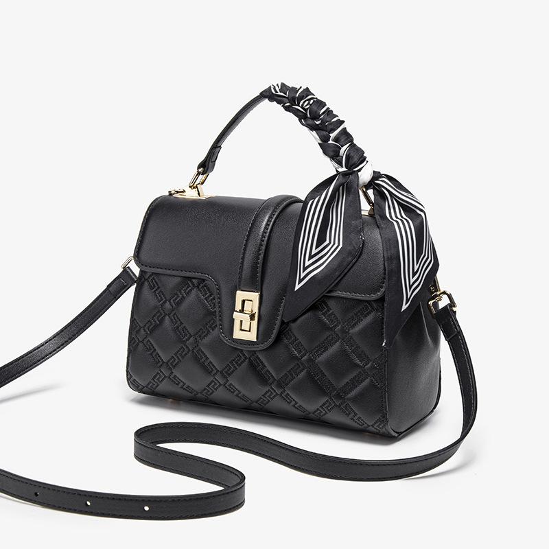 Premium Woven Bucket Bag Women'S Autumn And Winter Retro Versatile Shoulder Bag Commuter Messenger Bag