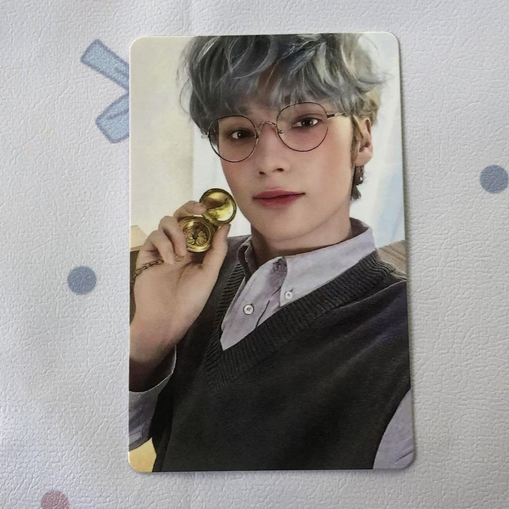 [USED] TXT Hueningkai New Membership Introduction Bonus FC Fan Club Trading Card