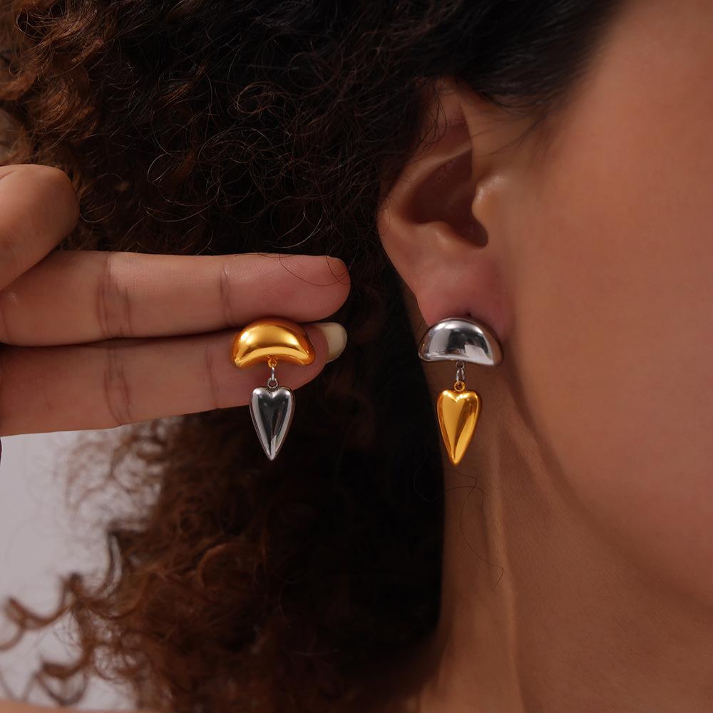 Design Female Hip-Hop Personality Trend Titanium Steel Plated 18K Gold Geometric Devil'S Eye Fringed Earrings Set