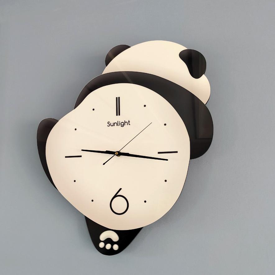 Creative Panda Clock Can Swing Silent Mute Wall Hanging Clock Watch Coffee Living Room Children's Room Decorative Clock