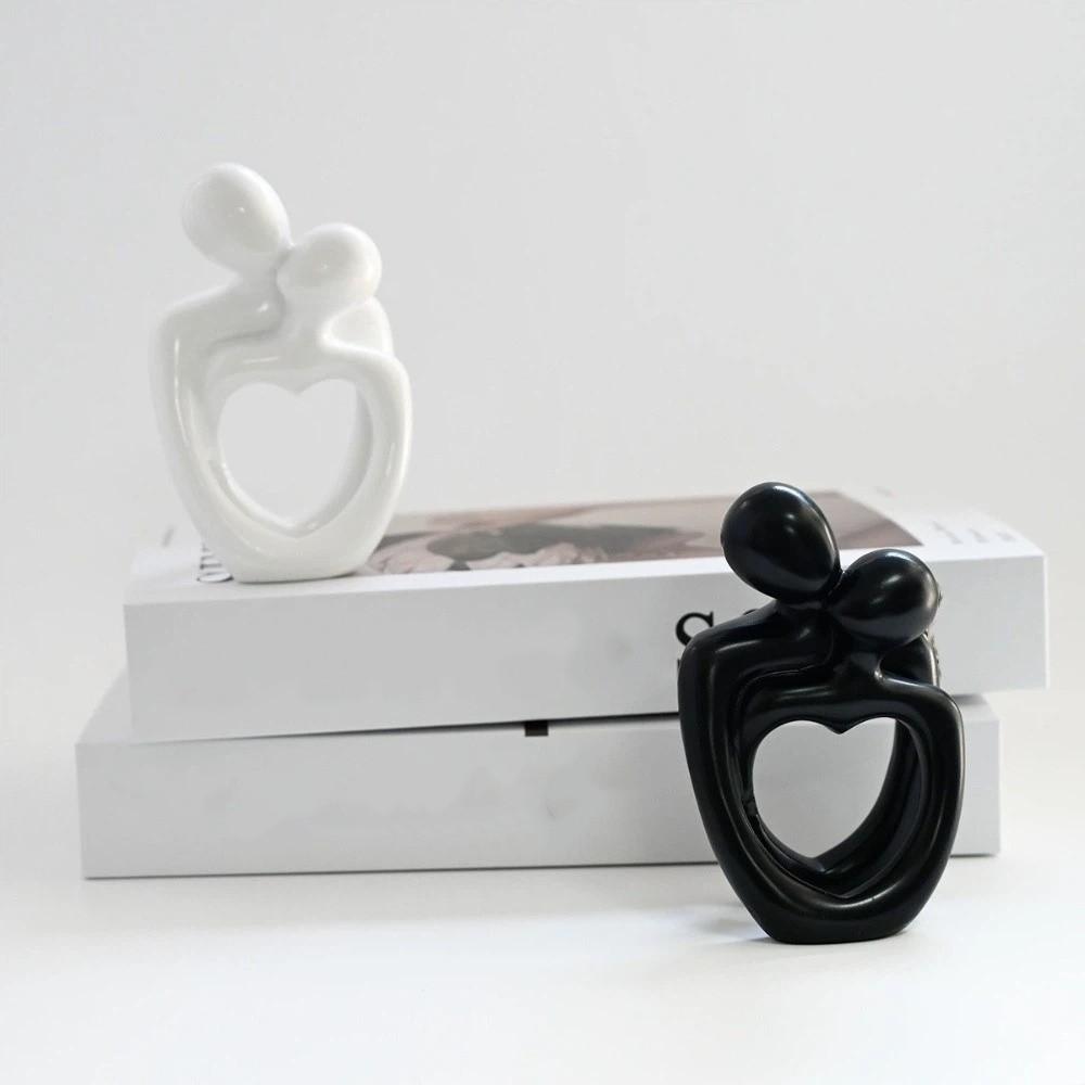 Creative Couple Embracing Sculpture Resin Home Ornaments Party Abstract Sculpture Ornaments  Office