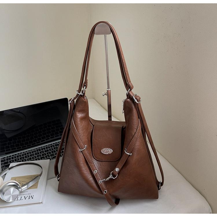 Large capacity tote bag women's autumn 2025 new travel backpack multi-functional retro commuter shoulder bag