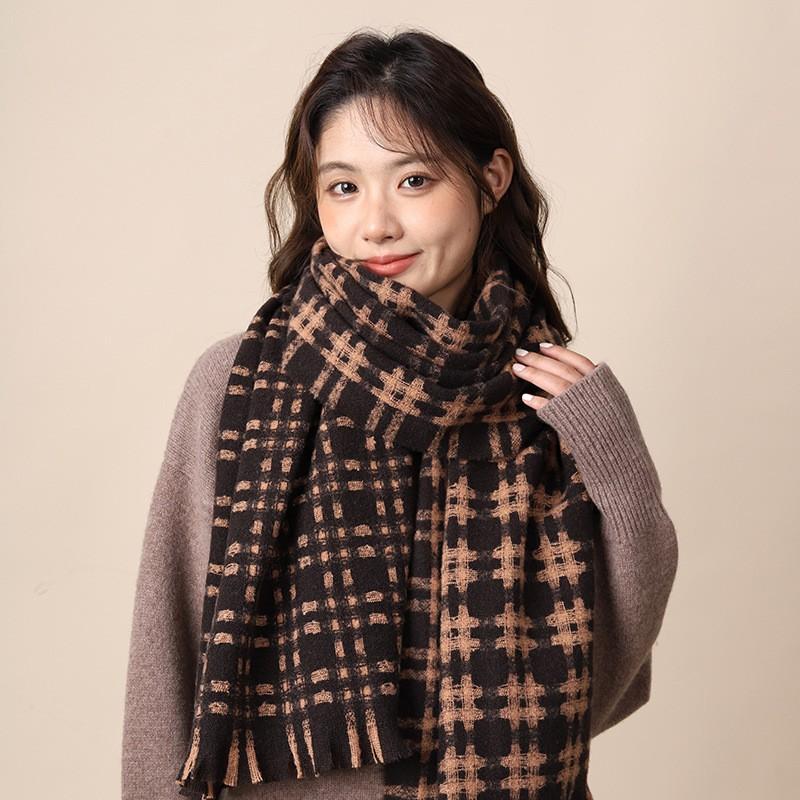 Scarf women's autumn and winter new plaid thickened shawl high-end atmosphere warm scarf