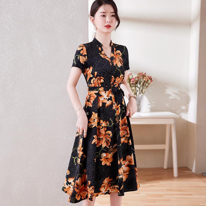 Vestido Floral de Verano Talla Grande - Manga Corta, Cintura Definida, Estilo Delgado