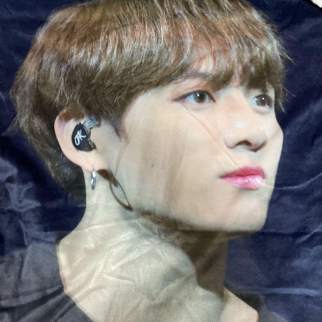 

[USED] Jungkook Blanket