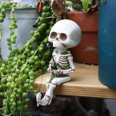 1 SZT. Halloweenowa Ozdoba Wędkarska Czaszka, Miniaturowa Rzeźba Szkieletu Wędkującego, Żywiczna Dekoracyjna Statuetka Ogrodowa do Krajobrazu Domowego Mikro Dekoracja