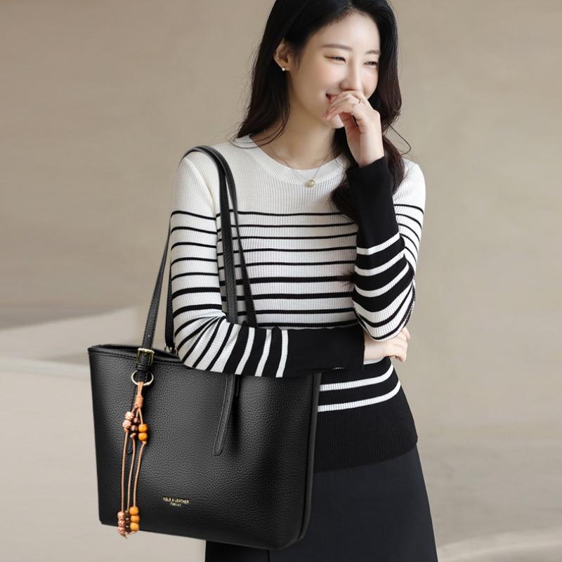 Neue PU-Handtaschen für Damen 2026, große Kapazität, einfarbig, Retro, lässig, hohe Qualität, leichter Luxus, vielseitig, für den Weg zur Arbeit, Umhängetaschen