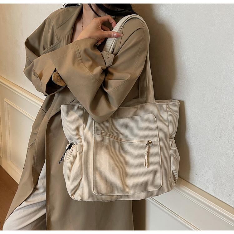 Urban Style Corduroy Shoulder Bag With Zipper Closure For Casual Outings