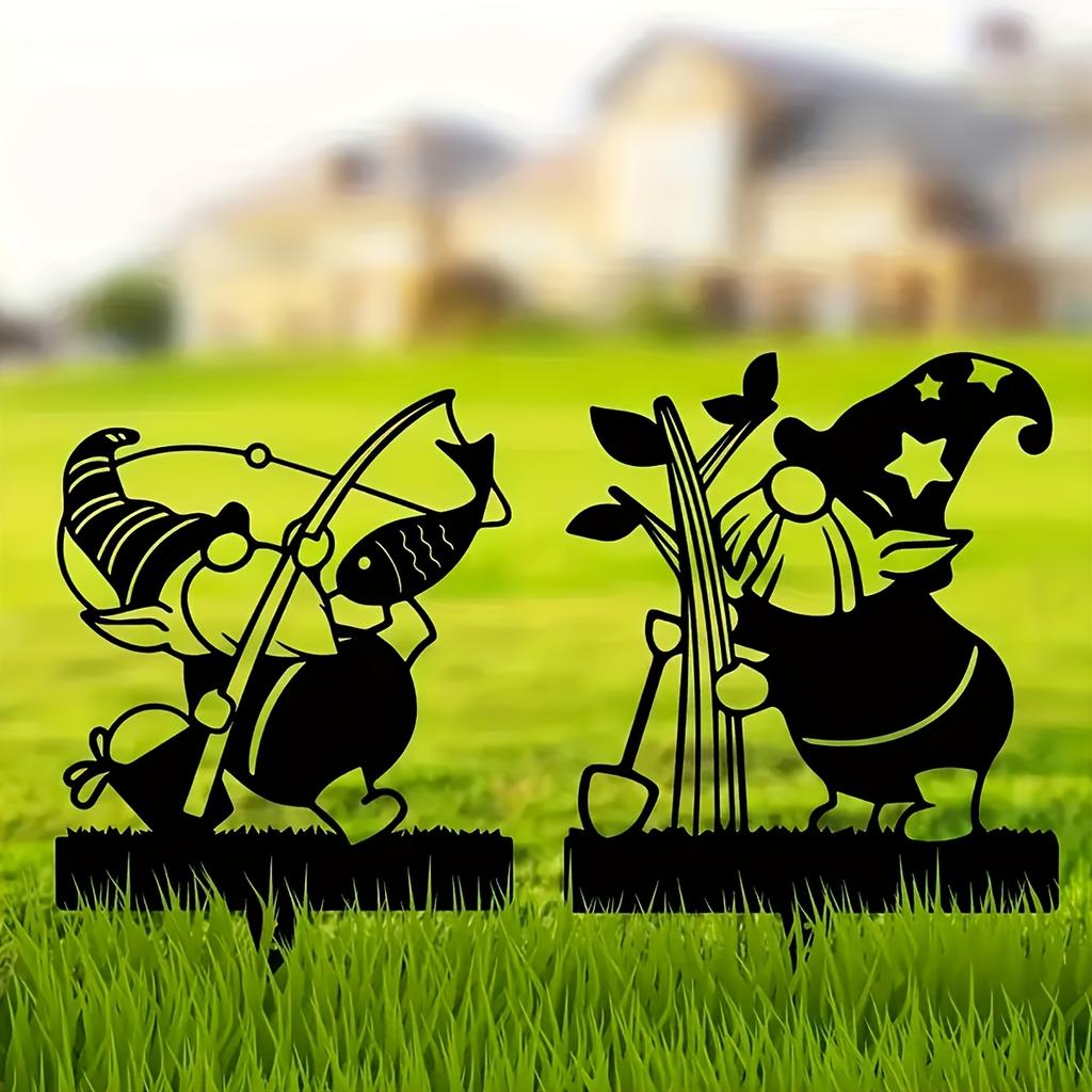 Gnome Garden Stake, Metal Polypropylene Classic Style Christmas Decor, Nature Themed Outdoor Yard Art, No Electricity Floor