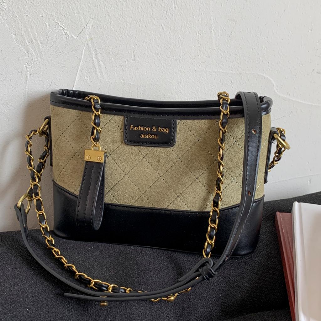 Fashion diamond chain small bag women's 2025 autumn and winter fashion new versatile stray bag commuter shoulder messenger bag