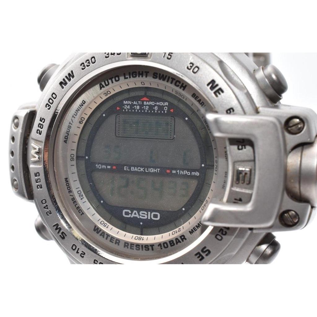 Used CASIO Casio Pro Trek PRT-4000 Triple Sensor Titanium Beautiful Condition