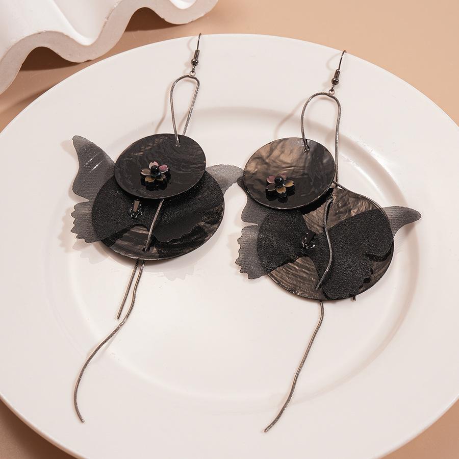 Luxuriöse Rote Blume Quastenohrringe: Stilvolle, Hochwertige Statement-Ohrstecker für Damen