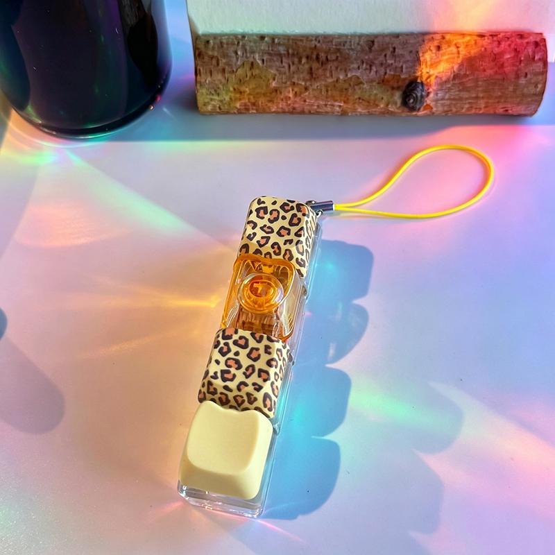 Glowing Keybopard Keychain 1-9 Key Keycap Keychain Press Button Keyring Stress Releasing Decompression Keyrings Bags Charms