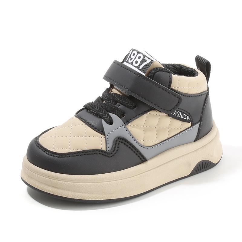 Children's sports shoes 2025 spring and autumn boys' casual board shoes high-top lightweight girls' bread shoes soft-soled baby shoes