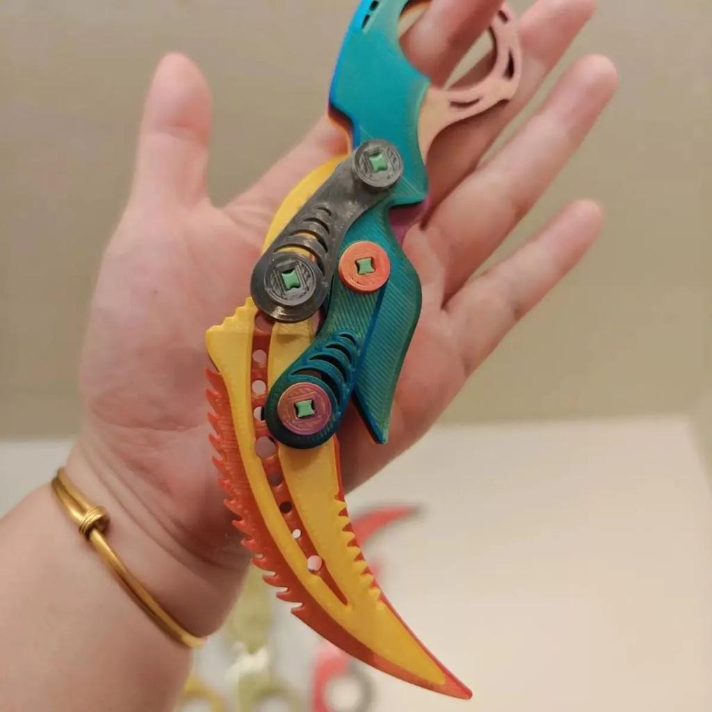 Cuchillo Garra Plegable por Gravedad Impreso en 3D Karambit Juguete Fidget Plástico Noafilado Prop de Cosplay EDC Alivio del Estrés Regalo Creativo