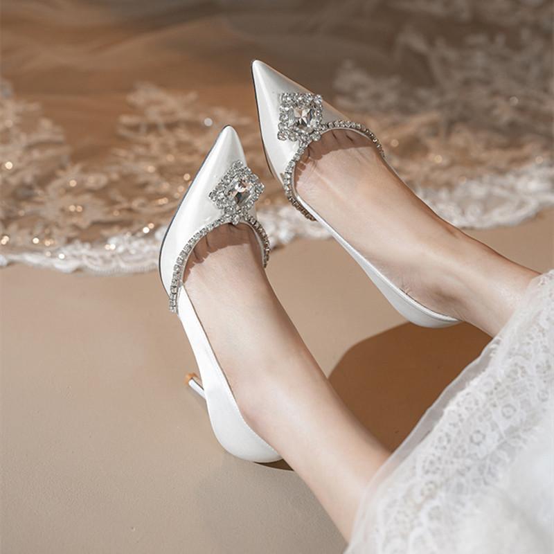 Fashion Luxury Rhinestones Satin Women Pumps Spring Summer Fashion Pointed toe Office Lady High heels Female Wedding Bridal Dress Shoes