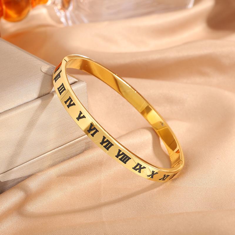 Titanium steel bracelet gold high version temperament zircon bracelet women's light luxury fashion elegance does not fade simple bracelet