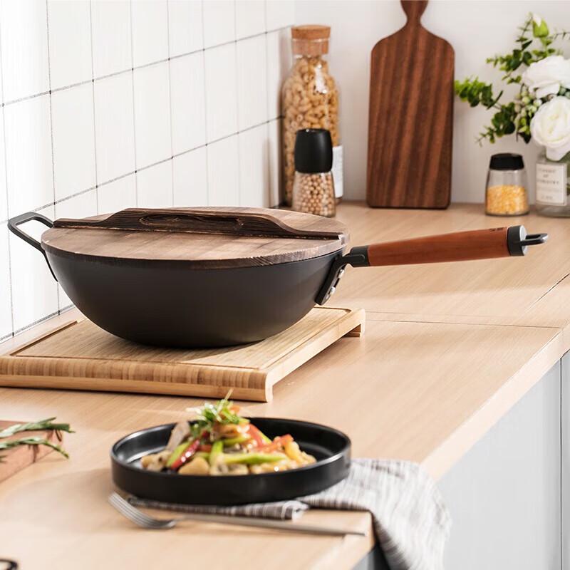 Sanhe Nitrided 0-Coating Lightweight Iron Wok