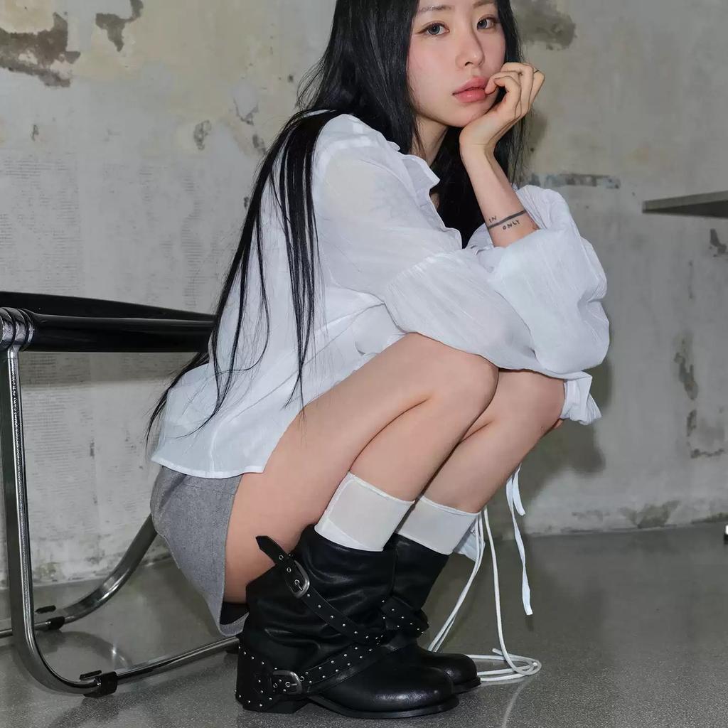Women's European and American pants, spring and autumn belt buckle boots, locomotive boots, thick heel boots, short boots, new rivet knight looking