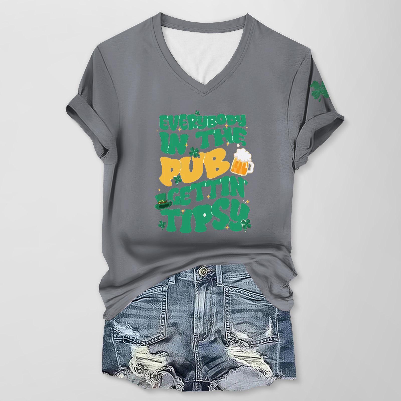 

Женская повседневная одежда St. Футболка с короткими рукавами и V-образным вырезом с принтом Патрика XXXL