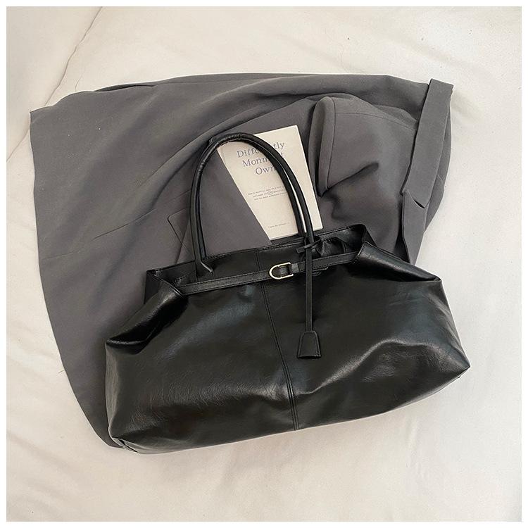 Large-capacity bag women's leisure 2025 summer new simple foreign style shoulder armpit bag commuter tote bag