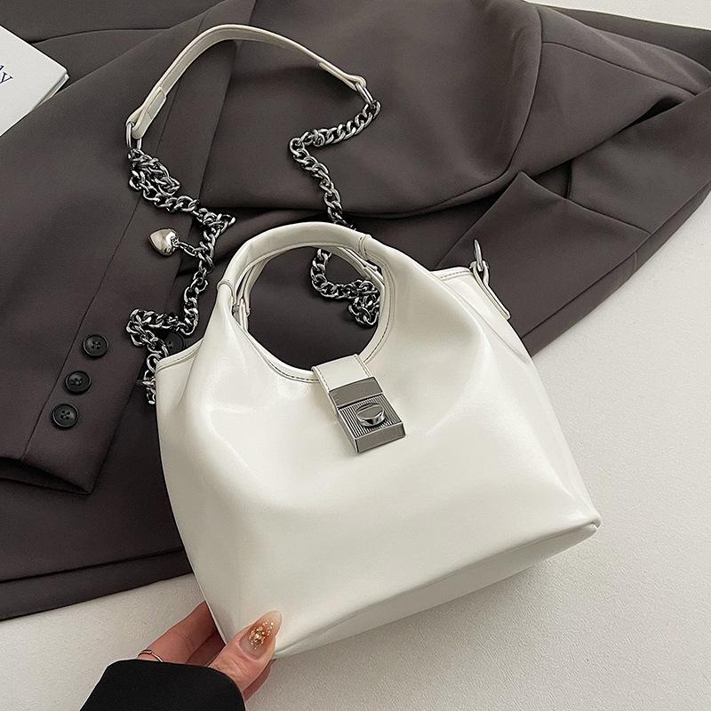 Trend Hot Sale Retro Oil Wax Leather Simple Portable Shoulder Bag Fashionable Versatile High Sense Messenger Bucket Bag Woman