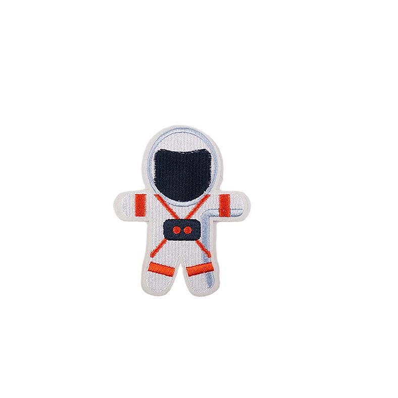 Yi Nian Astronaut Cartoon Embroidery Patch Set: Rocket, Planet, and Badge Decorations.