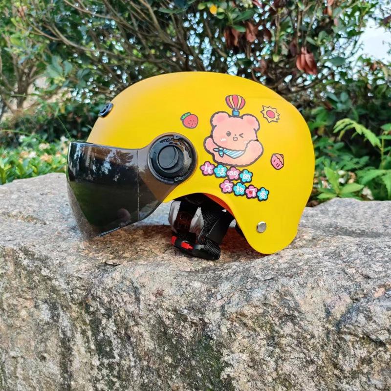 Adjustable Super Cute Kids Safety Helmet for Electric Scooter, Ages 2-12 - Anti-Fall, All-Season Protection
