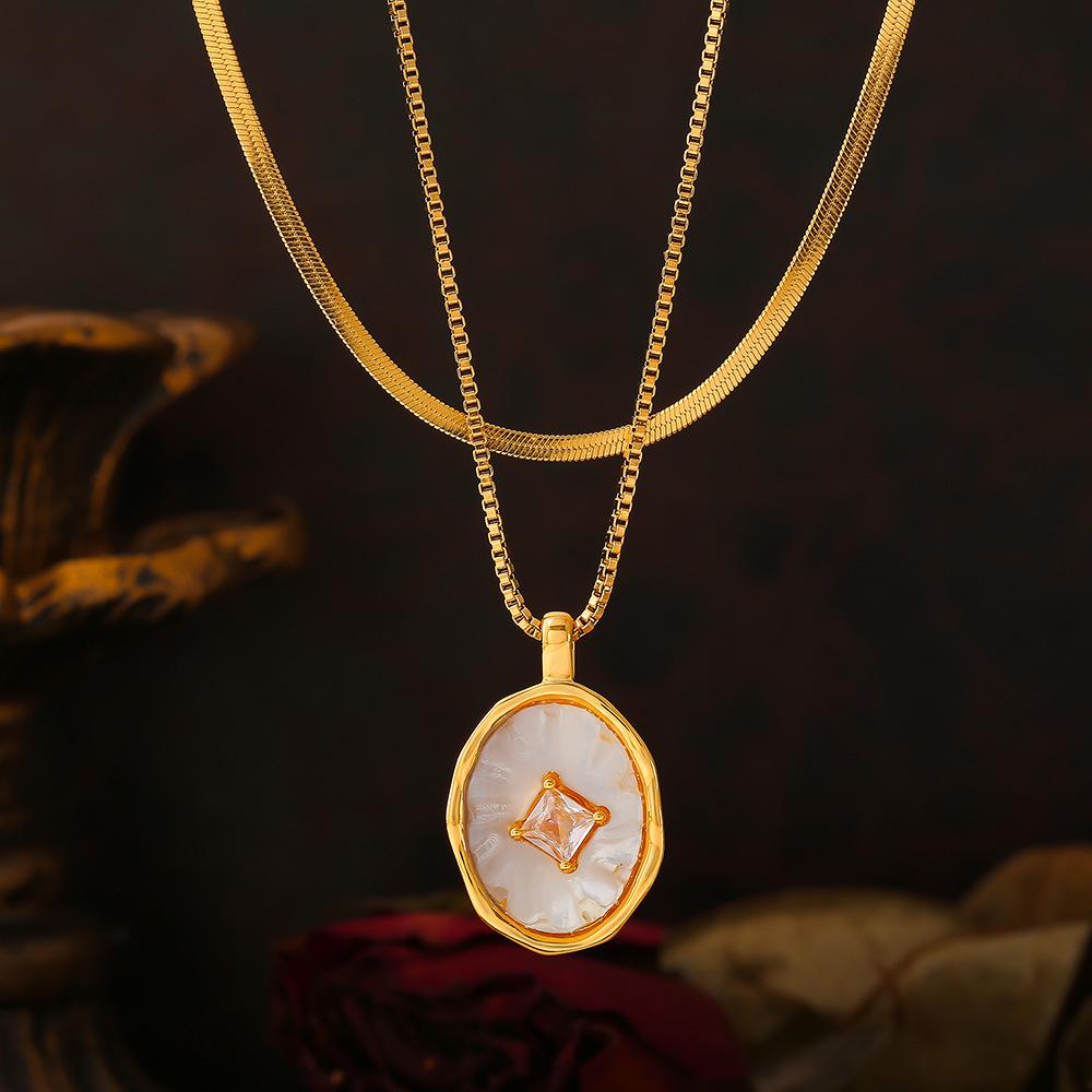 Brand French Retro Mother-of-Pearl Zircon Inlaid Copper Pendant with 18k Gold Plated Titanium Steel Chain