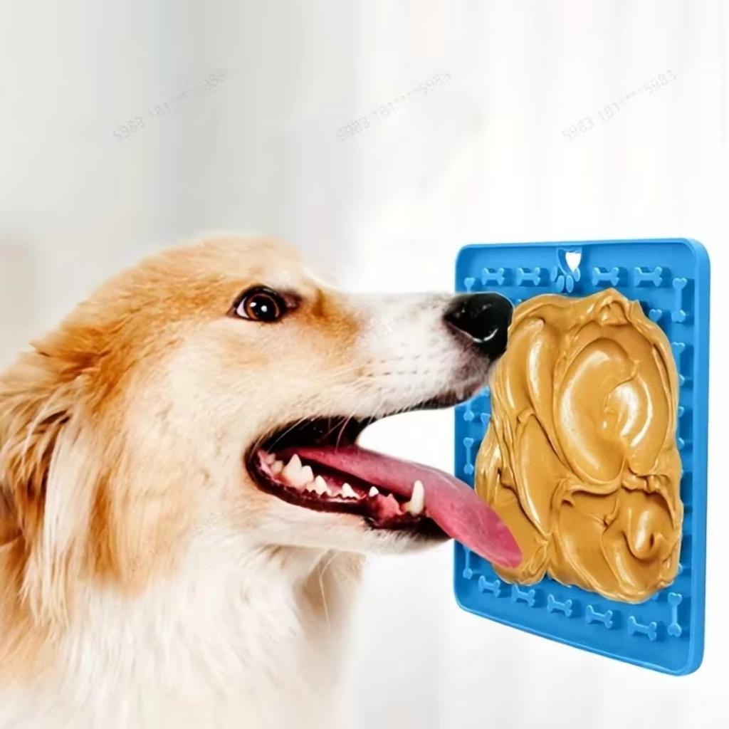 1pc Silicone licking pad for cats and dogs, slow feeding pad for food grade pets, slow feeding pad With suction cups
