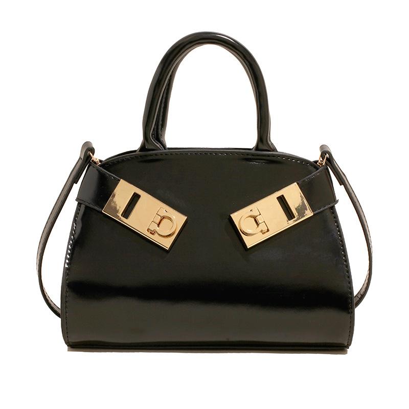 

Korean version of casual simple temperament business commuter style handbag women s high sense versatile foreign style solid color messenger bag