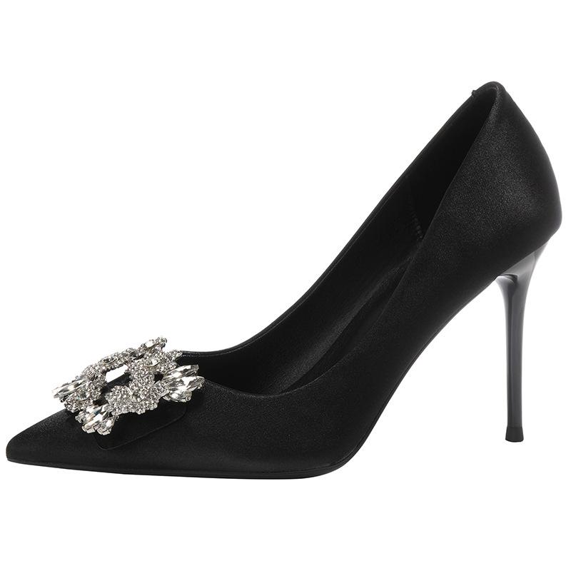 [Spot] Black high heels, high-end sense, professional temperament, Muse fan with dress, not tired feet, thin heels, single shoes