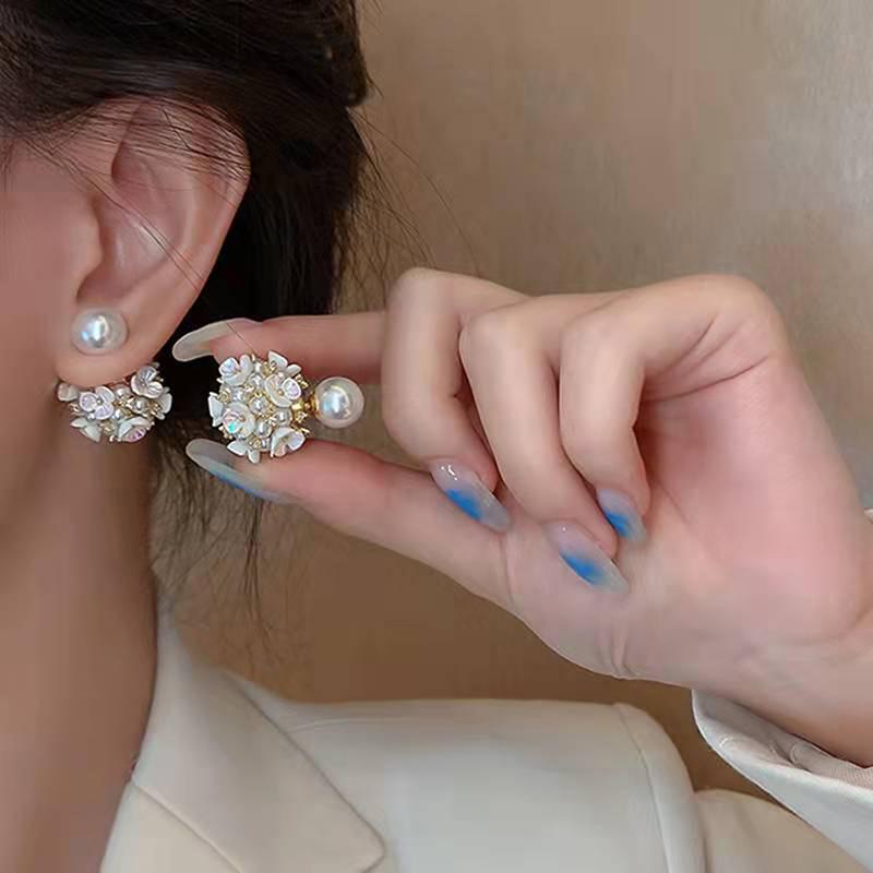 Retro Fashion Shell Flower Pearl Ball Shape Stud Earrings For Women Ball Double Side Elegant Earrings Wedding Party Jewelry