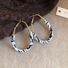Vintage Metal Leopard Hoop Earrings for Women Simple Gold Big Circle Round Ear Buckle Earrings Jewelry Accessories