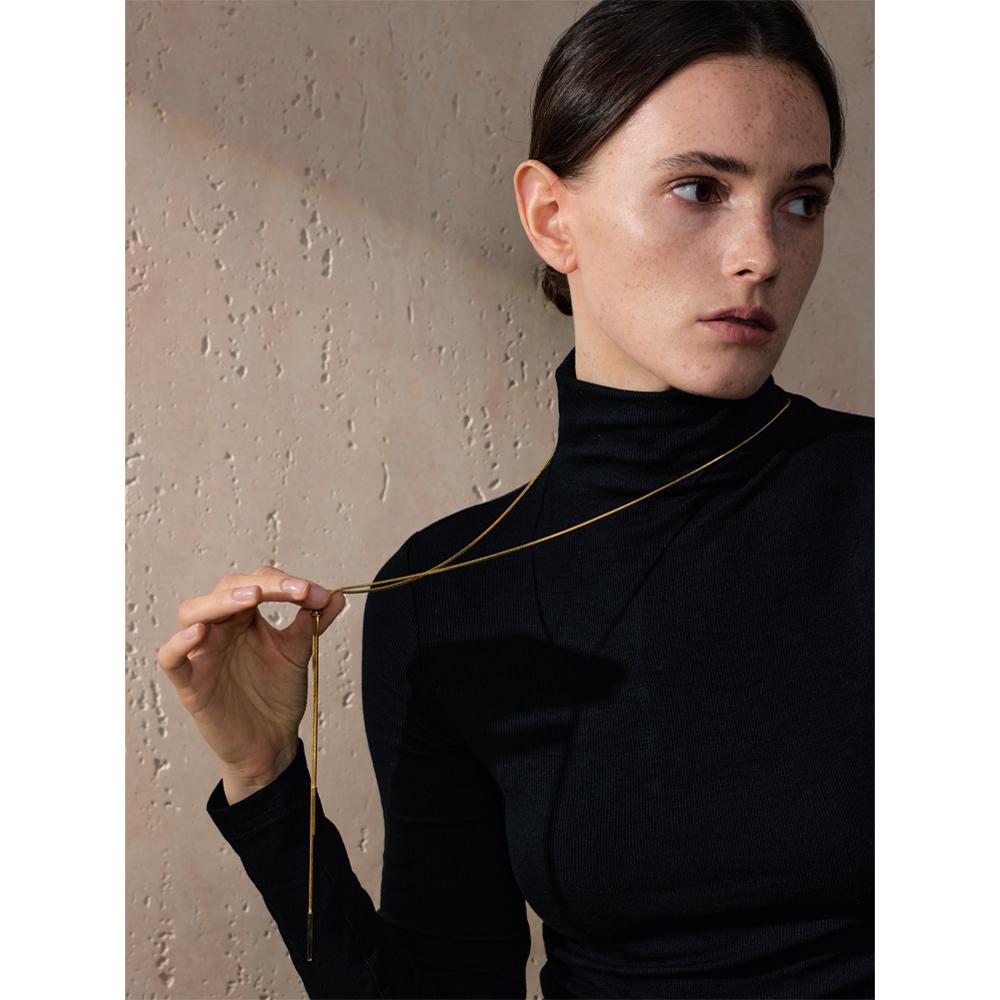 Yhpup 80+5cm Cadena de Suéter Exquisita Ajustable de Acero Inoxidable Collar Liso para Mujer Collar Minimalista Joyería de Moda PVD