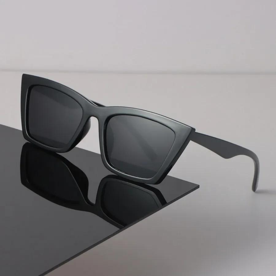 Fashion Round Sunglasses Women Men Retro Luxurious Minimalist Stylish Glasses Casual Personality