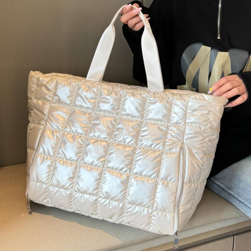 Large Capacity Quilted Tote Bags for Women Solid Color Women's Shoulder Bag for Gym Travel Fashionable Nylon Winter Padded Handbag