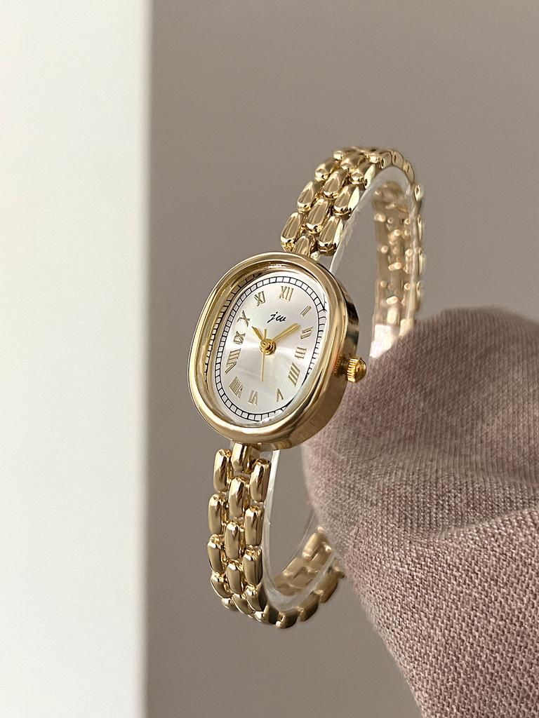 Ladies' Watches are simple niche high Aesthetic Artistic Versatile Oval Shaped Female Fashionable Quartz Clock Wristwatches