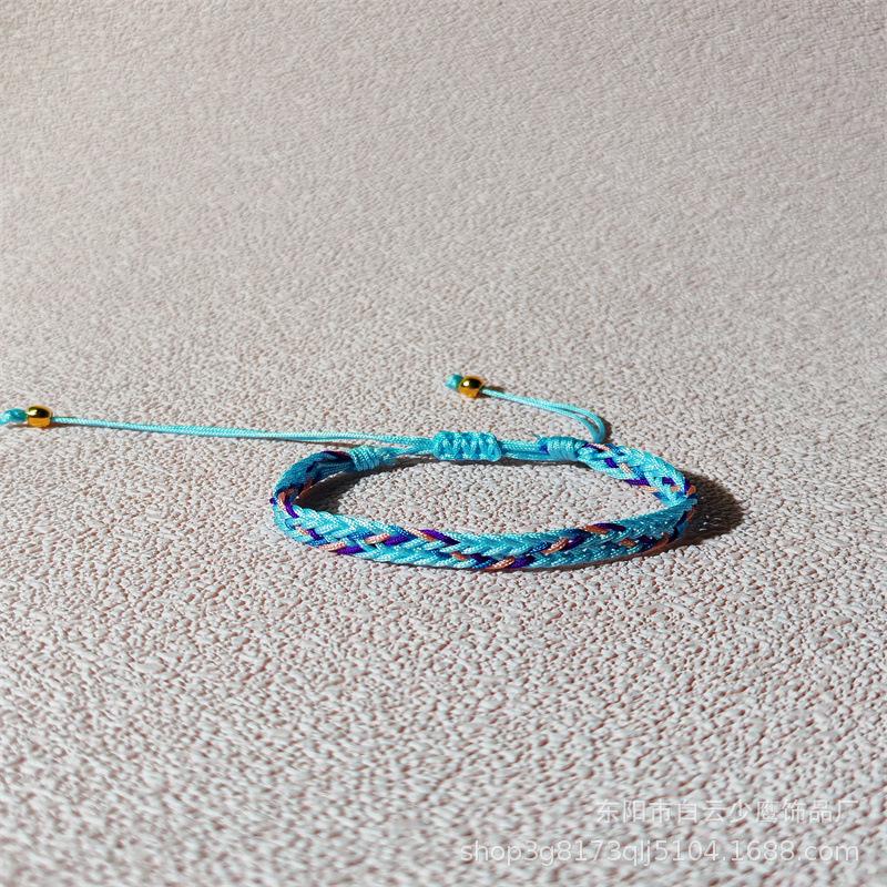 Handgefertigtes künstlerisches verstellbares Armband im nationalen Stil, gewebt