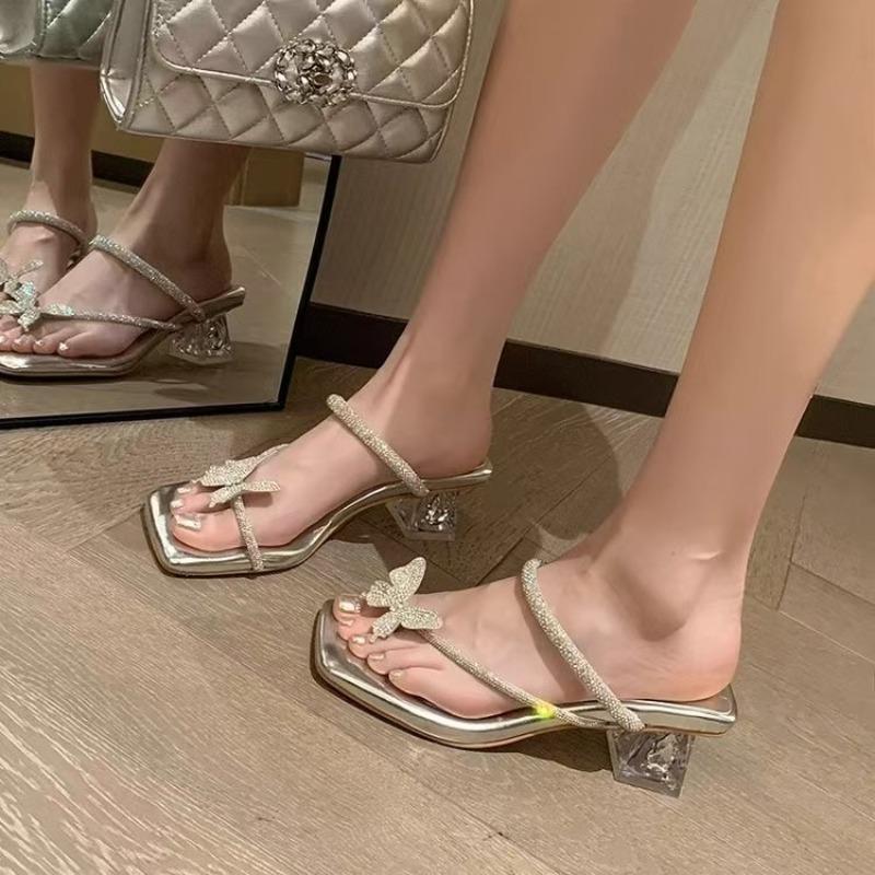 Fashion French Elegant High Heel Slippers Ladies New Outdoor Wear Summer Fashion Crystal Butterfly Thick Heel Sandals Clip Toe Slippers