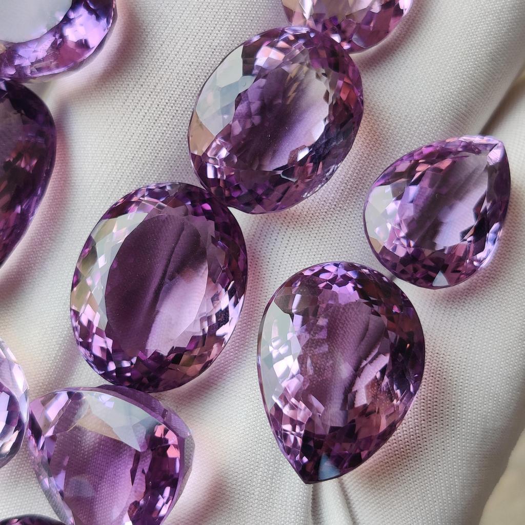 Natural Loose Amethyst Cut Stone Lot, Amethyst Faceted Gemstone Lot, 10 To 20 Carat Average Size Amethyst Mix Shape Lot.