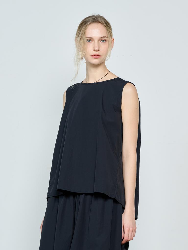 TOSE Back Point Top Black