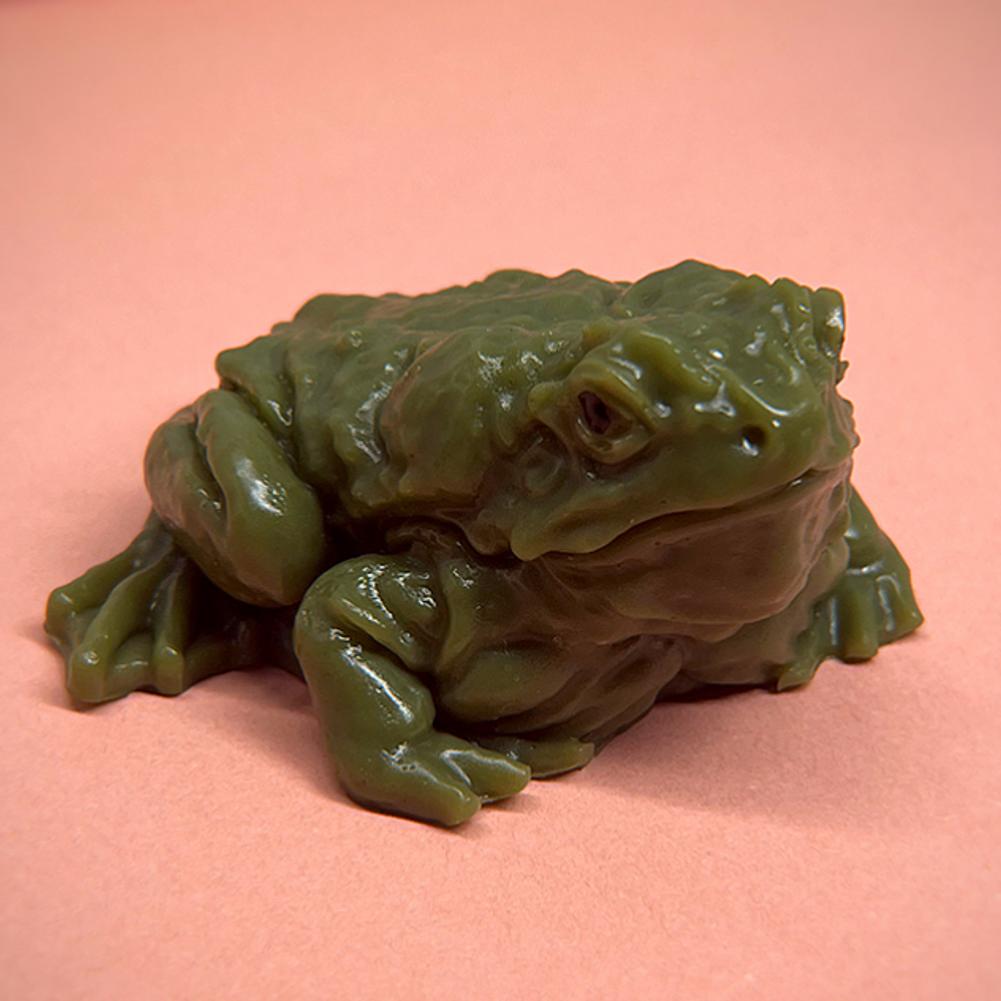 Squeeze Fidget Toy 1/5Realistic Frog Green Witch Toad Halloween Prop Soft TPR Figurine Frog Statue Prank Gift Indoor Decoration
