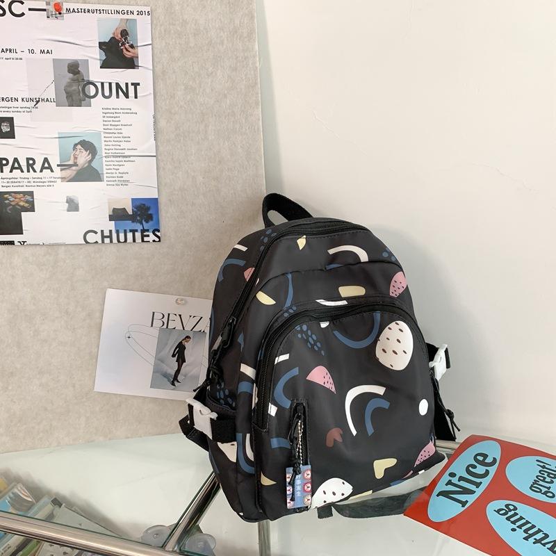 Korean version of cute medium backpack lightweight student backpack summer new small shopping girl backpack