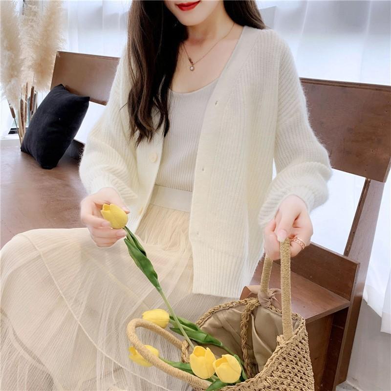 

Осень и зима новый трикотажный кардиган с V-образным вырезом модный топ свободный короткий свитер женская верхняя одежда One size