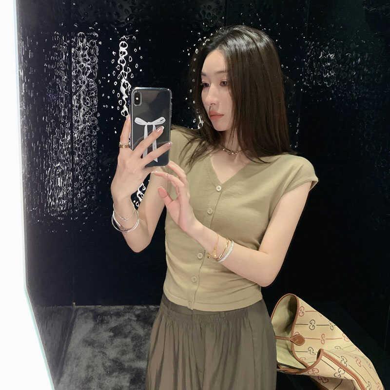 Summer V Neck Slim Fit Casual Knitted T-shirt Women Fashion Elegant Short Sleeve Tshirts Tops Office Lady Vintage Button Up Women's Tee Shirt 24845