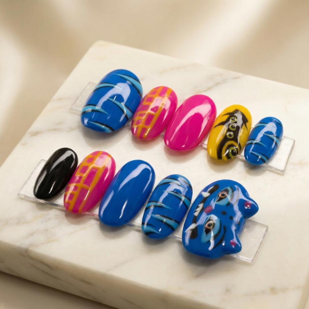 K-pop Demon Hunters Nail Art HANDMADE from Korea Hand-painted Press-on nail set Artificial nails