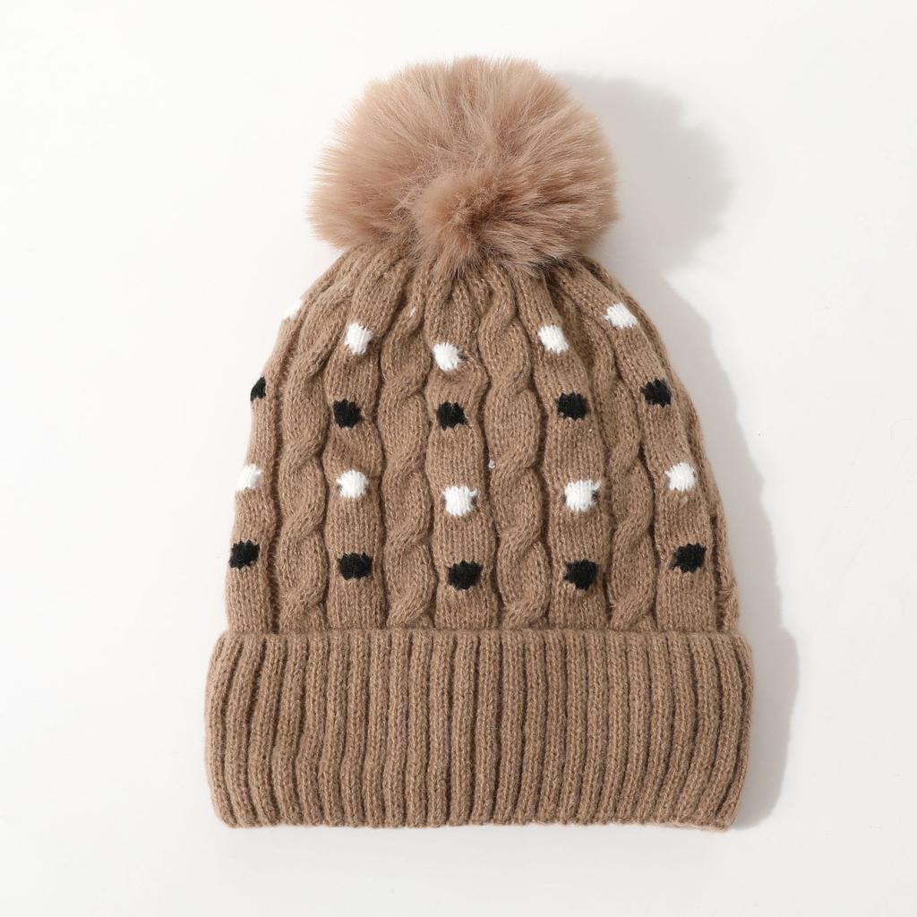 Neue Wintermütze mit Bommel für Damen, vielseitige Strickmütze mit Polka-Dots, Samt-Ohrenschutz, winddicht und warm, trendig
