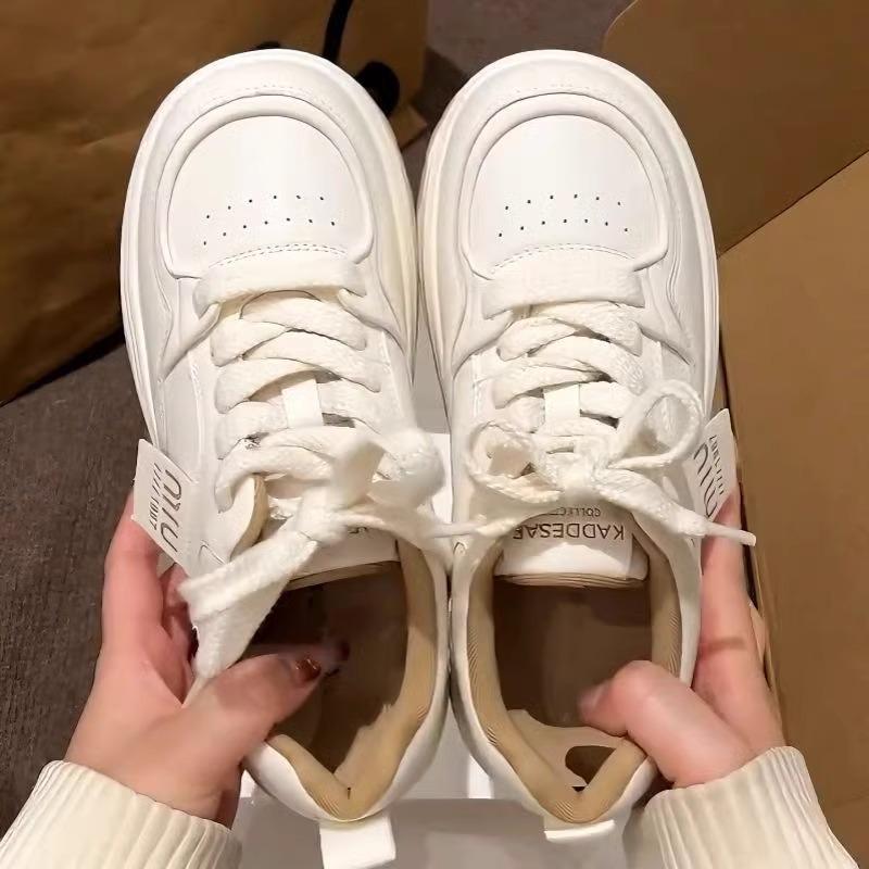 

Женские кроссовки на платформе - 2024 Осень Круглый носок На шнуровке Увеличивающие рост Повседневная спортивная обувь Size 36 хаки