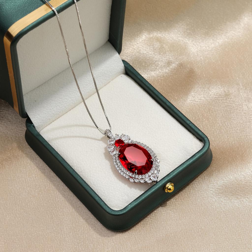 925 Sterling Silver Classic Fashion Red Zircon Full Diamond Necklace Birthday Anniversary Anniversary Party Gift